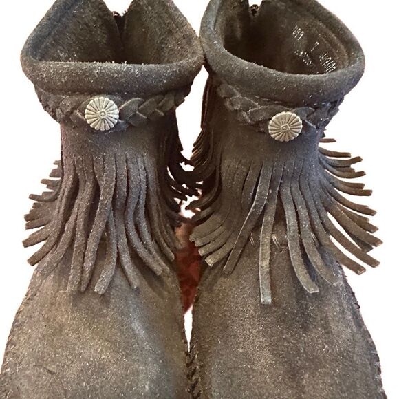 Minnetonka Black Suede Zip Hardsole Boot- Size 8 - Picture 4 of 5